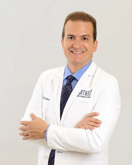 Dr. Freddy Sallent